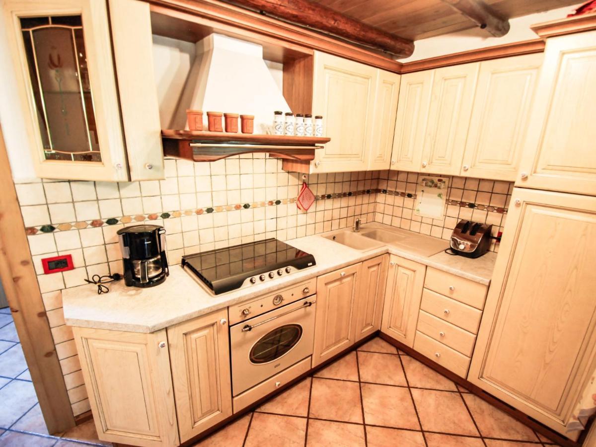 Apartment Santa Lucia-1 By Interhome Valdisotto Luaran gambar