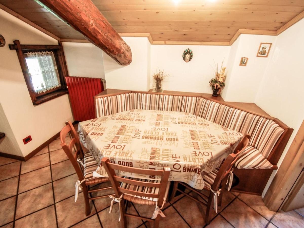Apartment Santa Lucia-1 By Interhome Valdisotto Luaran gambar